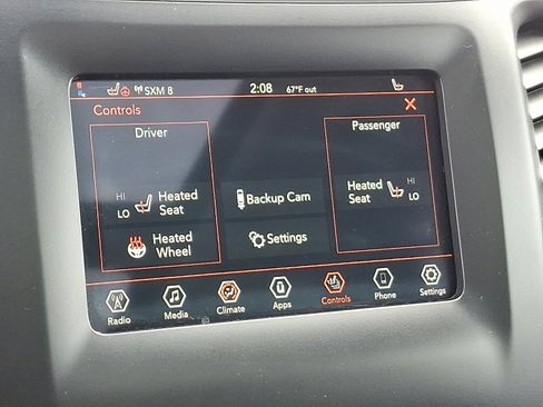 Certified 2021 Jeep Cherokee Latitude Plus w/ Sun & Sound Group image 25