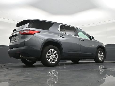 Used 2020 Chevrolet Traverse LS FWD image 27