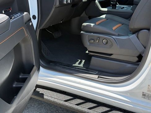 New 2026 GMC Sierra 1500 AT4 w/ AT4 Premium Package AWD/4WD image 19
