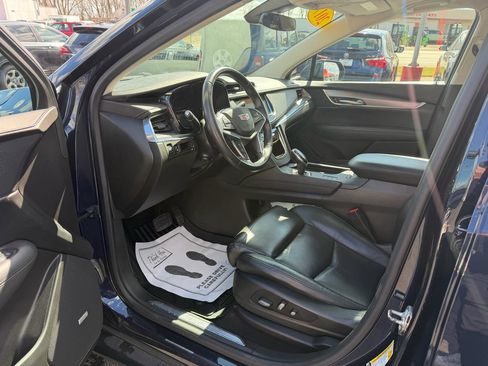 Used 2017 Cadillac XT5 Luxury image 10