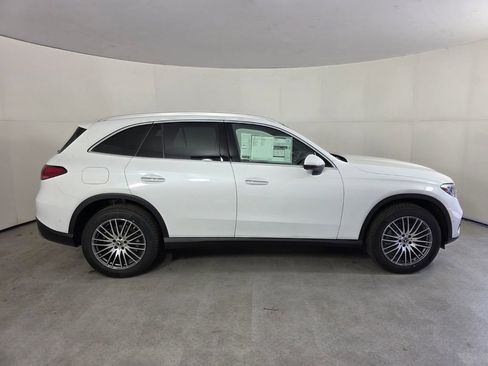 New 2026 Mercedes-Benz GLC 300 GLC 300 image 3