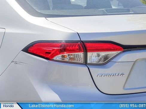 Used 2024 Toyota Corolla LE FWD image 12