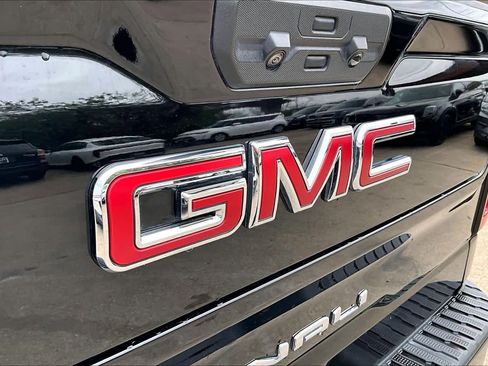 Used 2023 GMC Sierra 1500 Denali w/ Denali Reserve Package AWD/4WD image 10