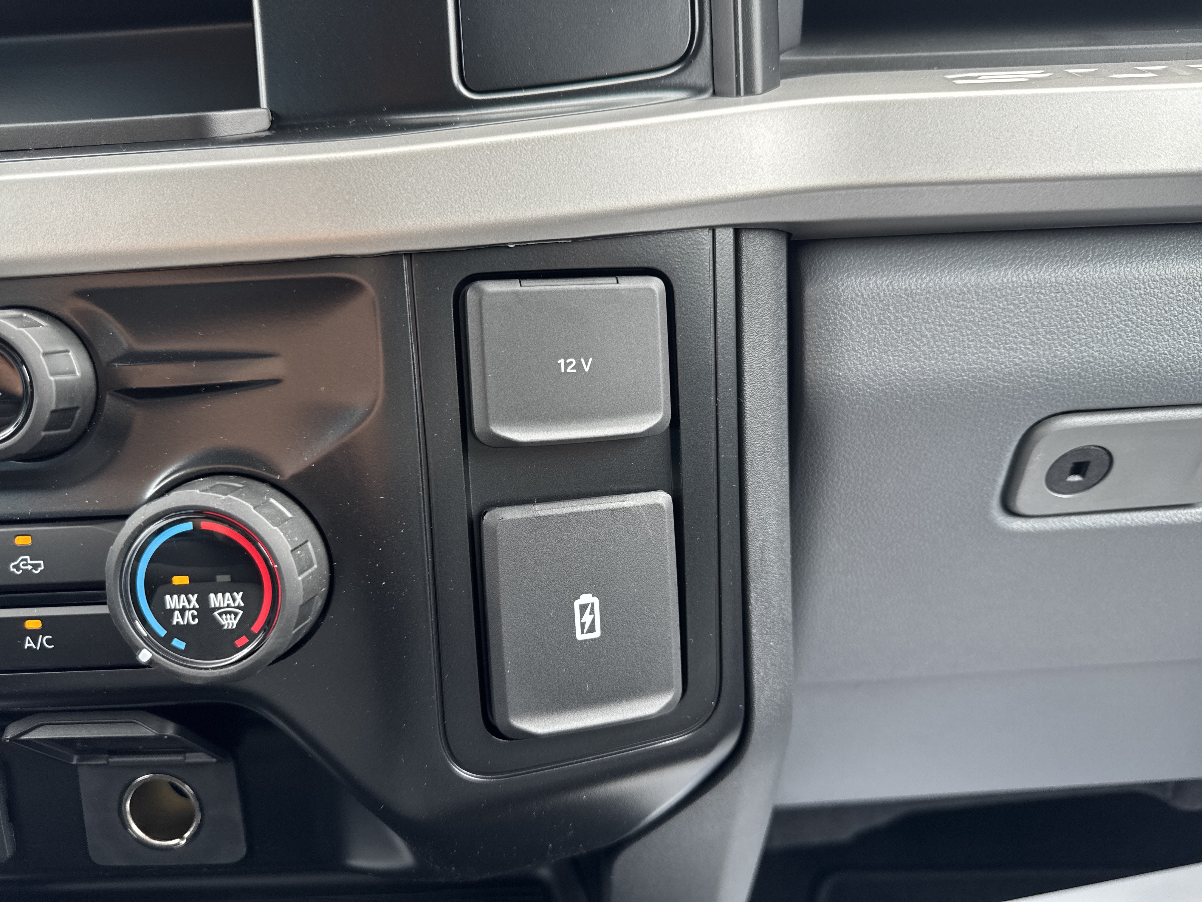 New 2026 Ford F250 XL w/ STX Appearance Package AWD/4WD image 15