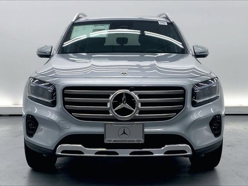 New 2026 Mercedes-Benz GLB 250 image 4