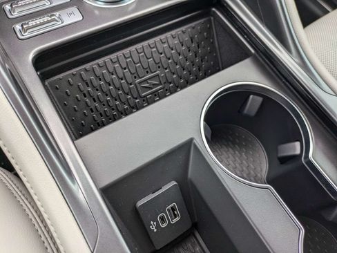 New 2026 Lincoln Nautilus Premier AWD/4WD image 24