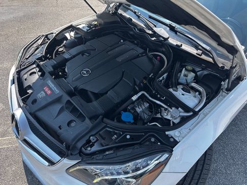 Used 2016 Mercedes-Benz E 400 4MATIC Coupe image 36