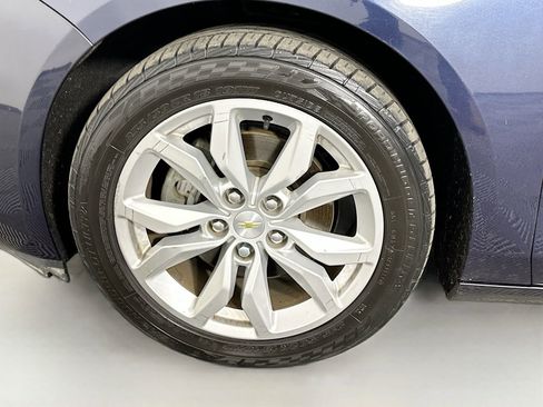 Used 2018 Chevrolet Impala LT image 31