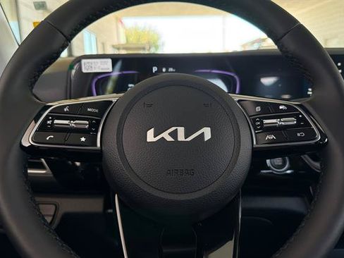 New 2026 Kia Seltos S FWD image 27