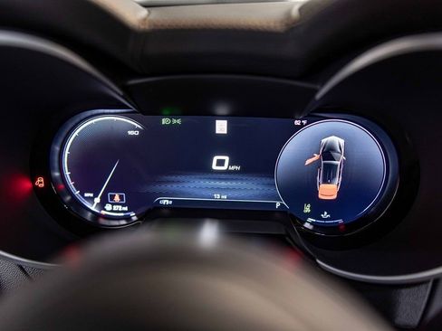 New 2025 Alfa Romeo Stelvio Sprint AWD/4WD image 25