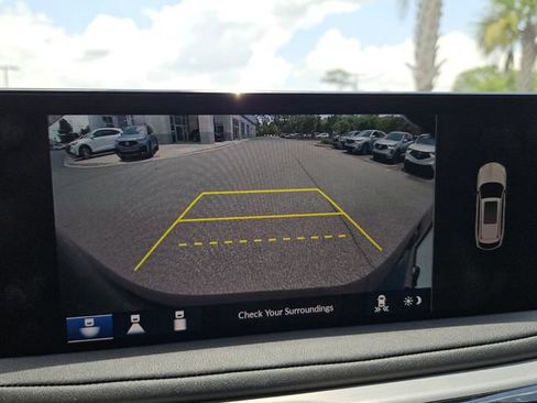 Certified 2025 Acura MDX FWD w/ Technology Package image 9