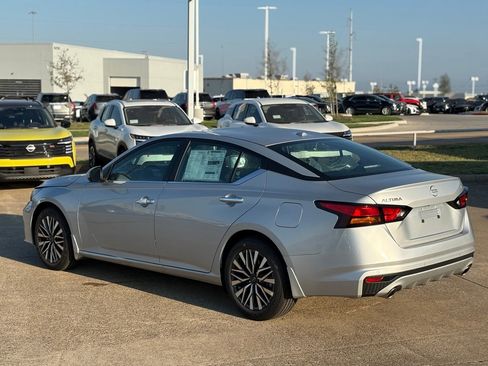 New 2025 Nissan Altima 2.5 SV w/ SV Premium Package image 6