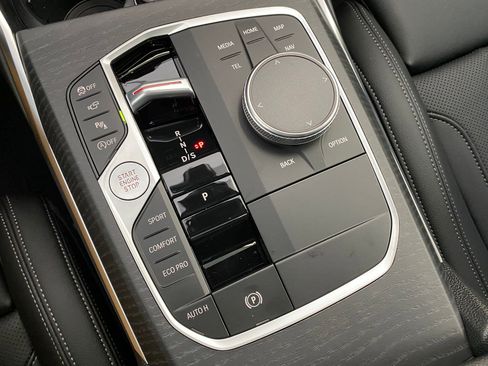 New 2026 BMW 330i xDrive Sedan w/ M Sport Package image 28