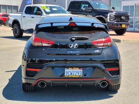 Used 2022 Hyundai Veloster N FWD image 5