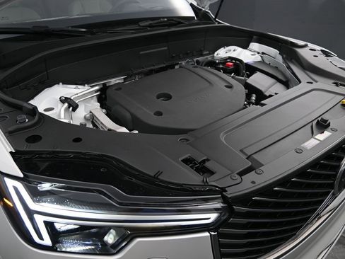 New 2026 Volvo XC90 B6 Ultra image 40