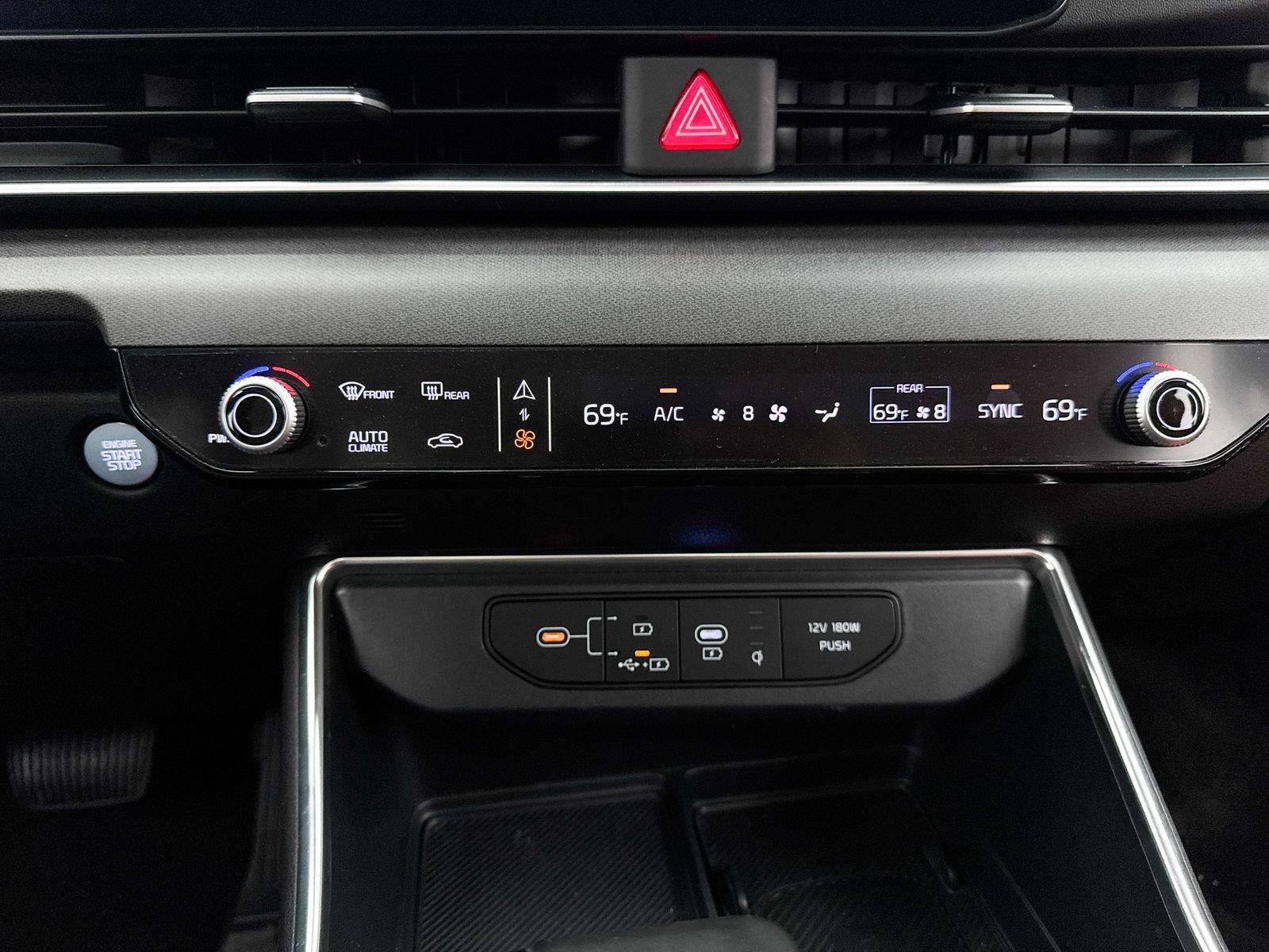 Used 2025 Kia Carnival SX FWD image 25