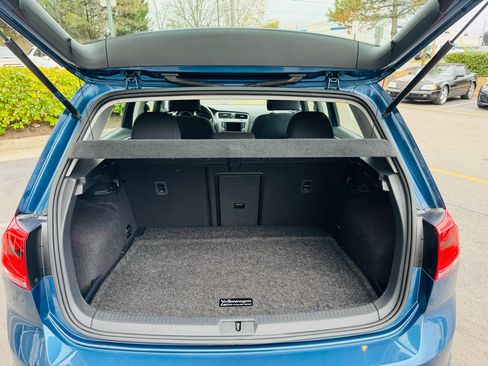 Used 2016 Volkswagen Golf S image 15