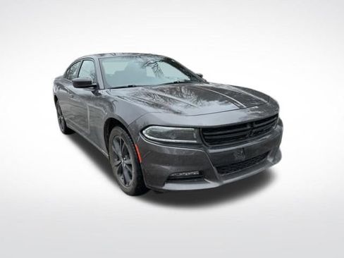 Used 2022 Dodge Charger SXT w/ Blacktop Package image 7