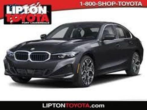 Used 2025 BMW 330i Sedan RWD image 1