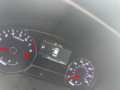 Used 2019 Kia Soul ! image 8