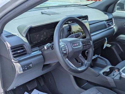 New 2026 GMC Terrain Elevation w/ Black Edition AWD/4WD image 14