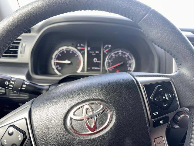 Used 2023 Toyota 4Runner TRD Sport w/ Technology Package AWD/4WD image 8