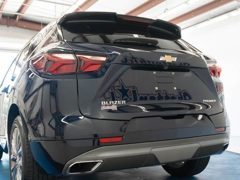 Used 2020 Chevrolet Blazer Premier FWD image 26