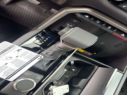 New 2026 Toyota Tundra Platinum AWD/4WD image 24