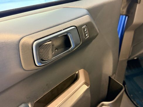 Used 2023 Ford Bronco Outer Banks image 12