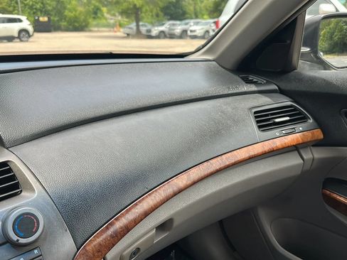 Used 2012 Honda Accord EX image 37