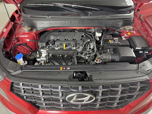Used 2025 Hyundai Venue SEL FWD image 38