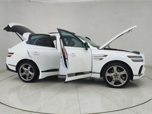 Used 2025 Genesis GV80 3.5T e-SC image 76