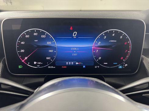 Used 2026 Mercedes-Benz GLC 300 image 16