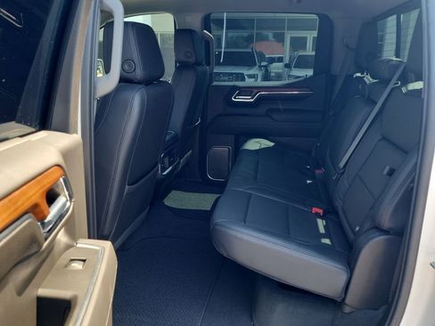 Certified 2023 GMC Sierra 1500 Denali w/ Technology Package AWD/4WD image 25