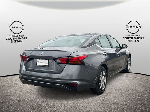 Used 2025 Nissan Altima 2.5 S FWD image 5