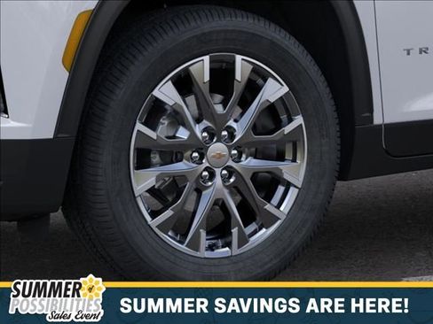New 2026 Chevrolet Traverse LT w/ Sun and Wheel Package AWD/4WD image 9