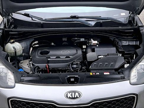 Used 2019 Kia Sportage LX AWD/4WD image 11