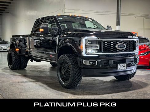 Used 2026 Ford F450 Platinum w/ Platinum Plus Package AWD/4WD image 3