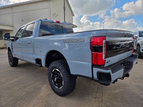 New 2026 Ford F250 Platinum w/ Tremor Off-Road Package AWD/4WD image 7