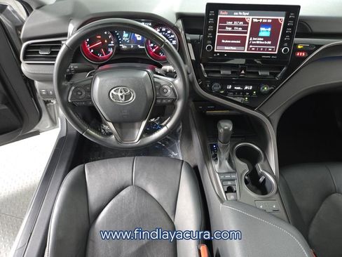 Used 2021 Toyota Camry XSE image 14