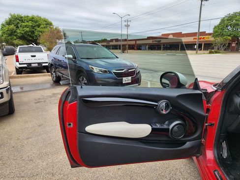 Used 2018 MINI Cooper S image 9