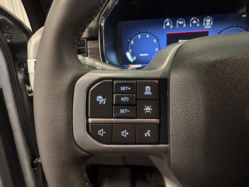 Used 2025 Ford F150 Lariat w/ Equipment Group 501A Mid AWD/4WD image 19