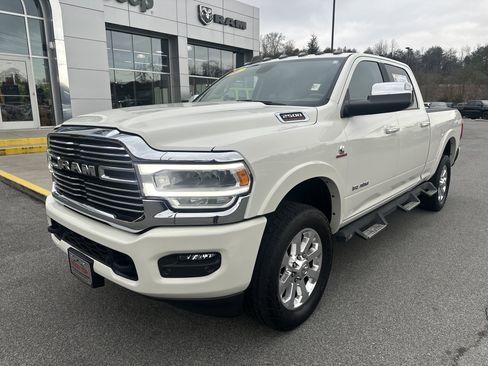 Used 2022 RAM 2500 Laramie image 2