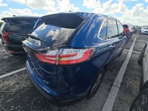 Used 2022 Ford Edge SEL w/ Convenience Package AWD/4WD image 7