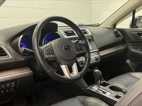 Used 2016 Subaru Outback 2.5i Limited image 13
