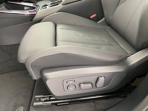 New 2026 BMW X3 xDrive30 w/ Premium Package image 12