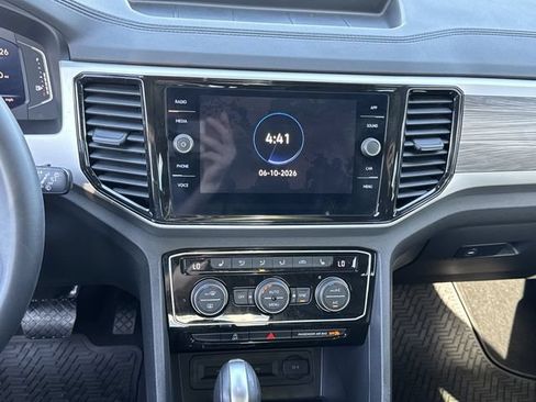 Used 2023 Volkswagen Atlas Cross Sport SE w/ Panoramic Sunroof Package AWD/4WD image 17