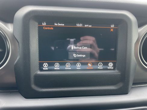 Used 2021 Jeep Wrangler Unlimited Sport image 14