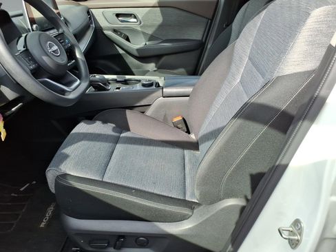 Used 2023 Nissan Rogue SV AWD/4WD image 10