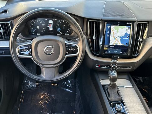 Used 2020 Volvo XC60 T6 Inscription AWD/4WD image 16